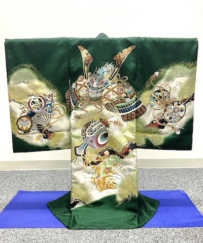 産着(お宮参り) | 緑地に松 兜に末広と小槌