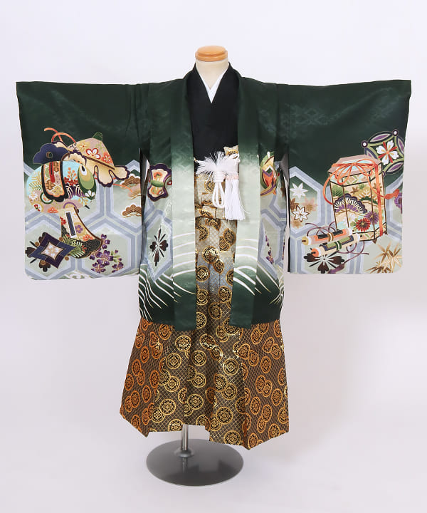 七五三(五歳) | 緑地に吉祥文様と金襴袴