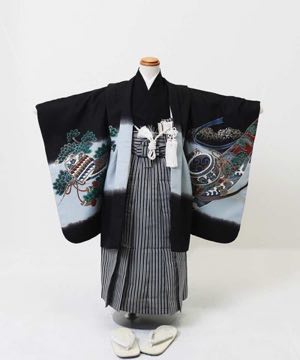 七五三(五歳) | 黒地に水色 松・小槌・熨斗目に大兜
