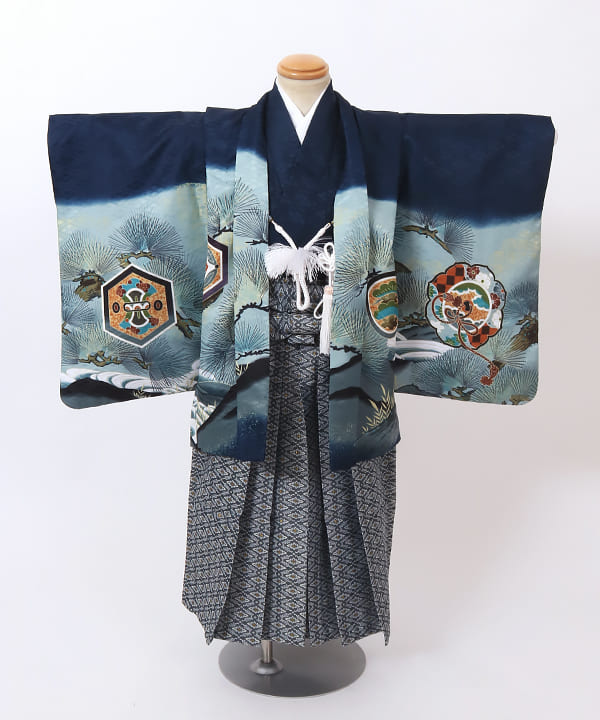 七五三(三歳男の子) | 紺×水色ぼかしに松と吉祥文様