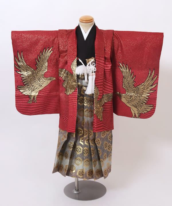 七五三(三歳男の子) | 赤地に金鷹文様