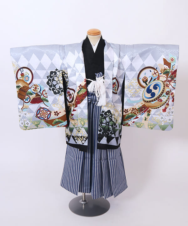 七五三(五歳) | 白地に吉祥文様と鼓