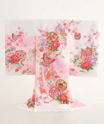 産着(お宮参り) | 白地に牡丹と蝶の舞