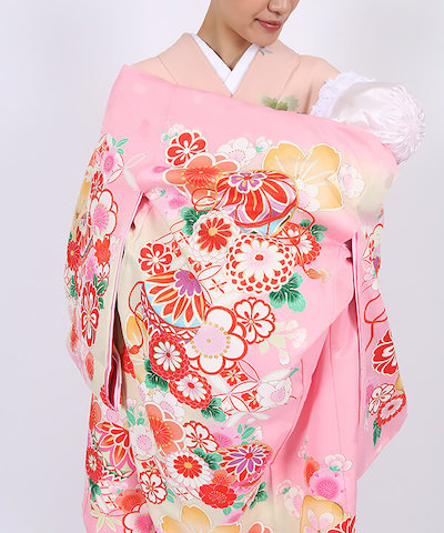 産着(お宮参り)|ピンク地 季節の花々と鞠