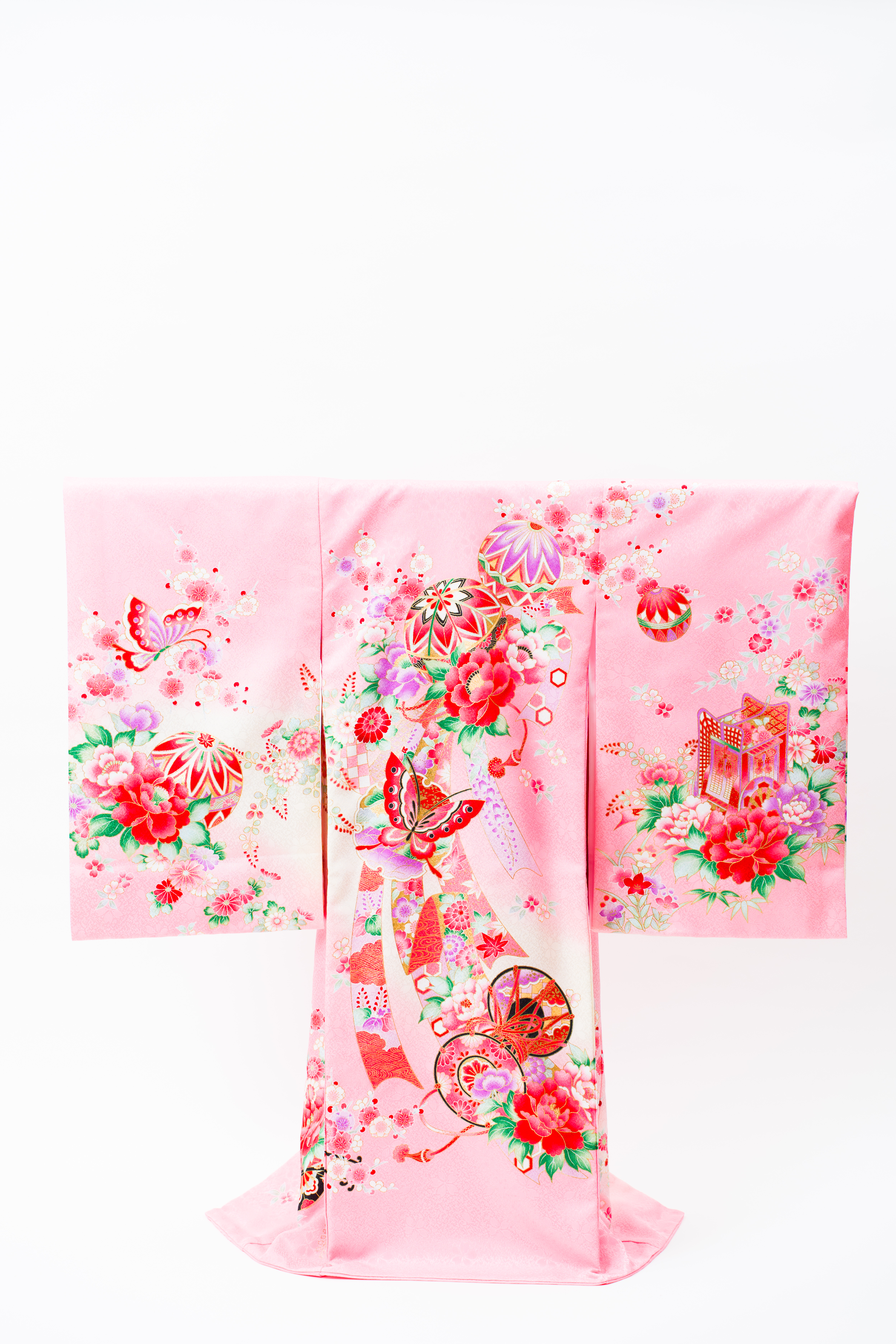 産着(お宮参り) | 桃色地に御所車と牡丹に蝶